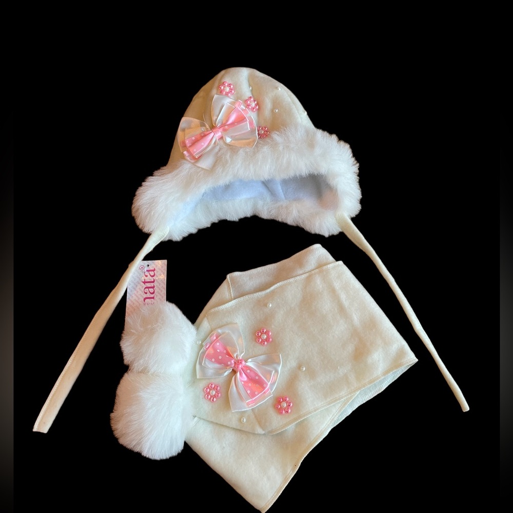 Baby hat and scarf set